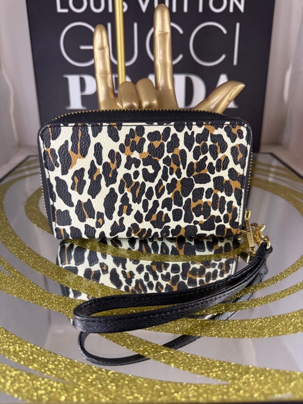 Tory Burch Leopard Print Wrislet Wallet in Black, White & Brown - Picture 4 of 6